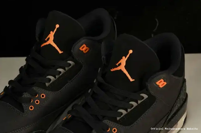 Official Maikesneakers Pack